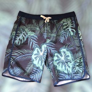 Fair Harbor Youth XL swim shorts, anti-chafing, hilariously like new (see below)